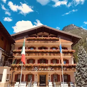 Hotel Garni Ajarnola